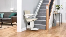 treppenlift sehr schmale treppe